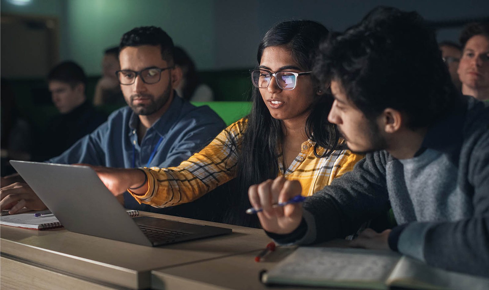 Expert educator teaching a class